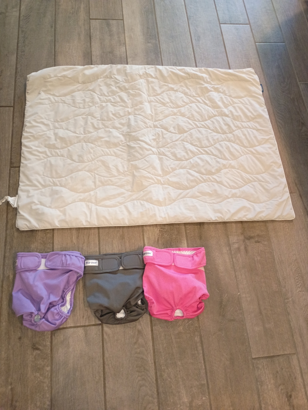 Reusable Dog 3 Piece Diaper Set with Quilted Pet Cooling Summer Kennel Bed Mat